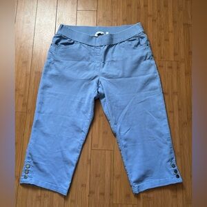 Women’s Light Blue Cropped Pants with Button Detail